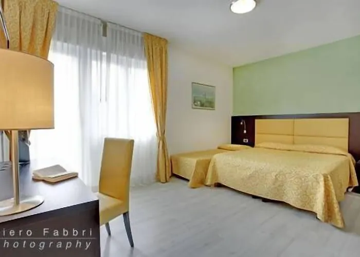 威尼斯拉珀格拉迪酒店 2* 威尼斯丽都