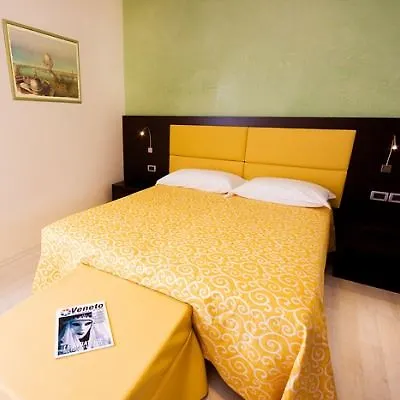 酒店 威尼斯拉珀格拉迪酒店 2*